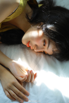 日本丰满大乳人妻无码